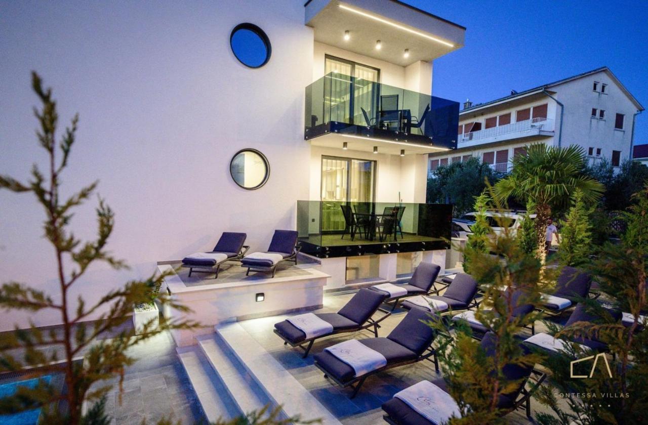 Luxury Apartments In Villa Curiera مالينسكا الغرفة الصورة
