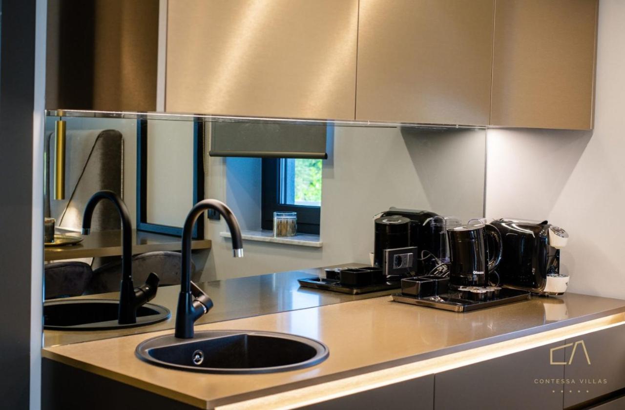 Luxury Apartments In Villa Curiera مالينسكا الغرفة الصورة