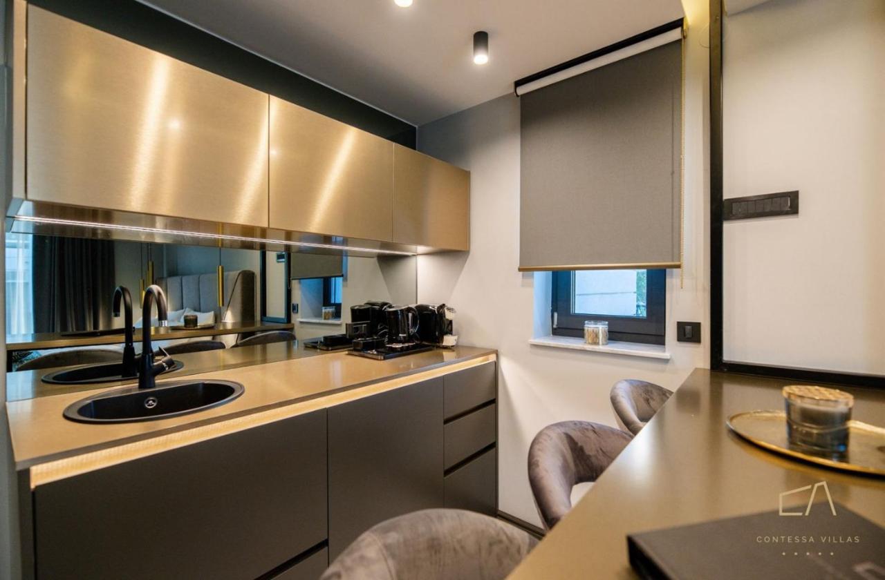 Luxury Apartments In Villa Curiera مالينسكا الغرفة الصورة
