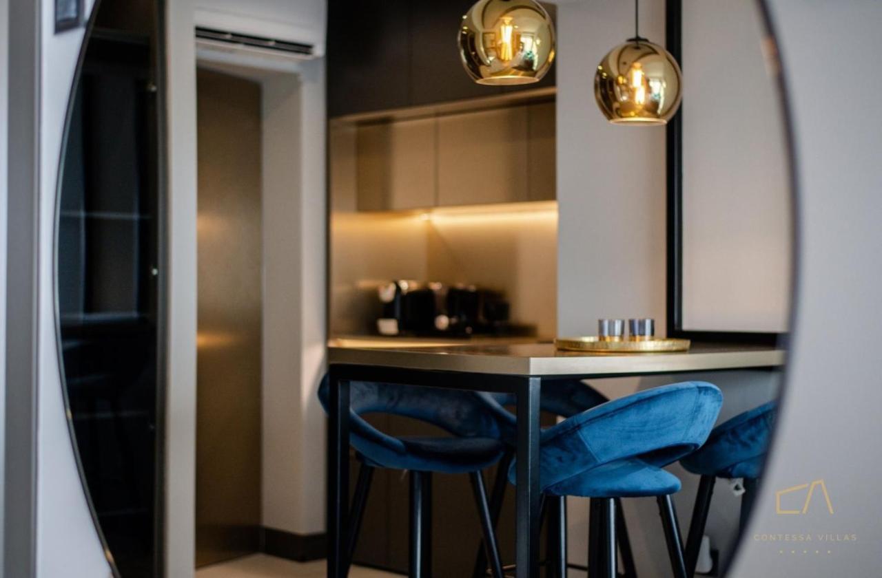 Luxury Apartments In Villa Curiera مالينسكا الغرفة الصورة