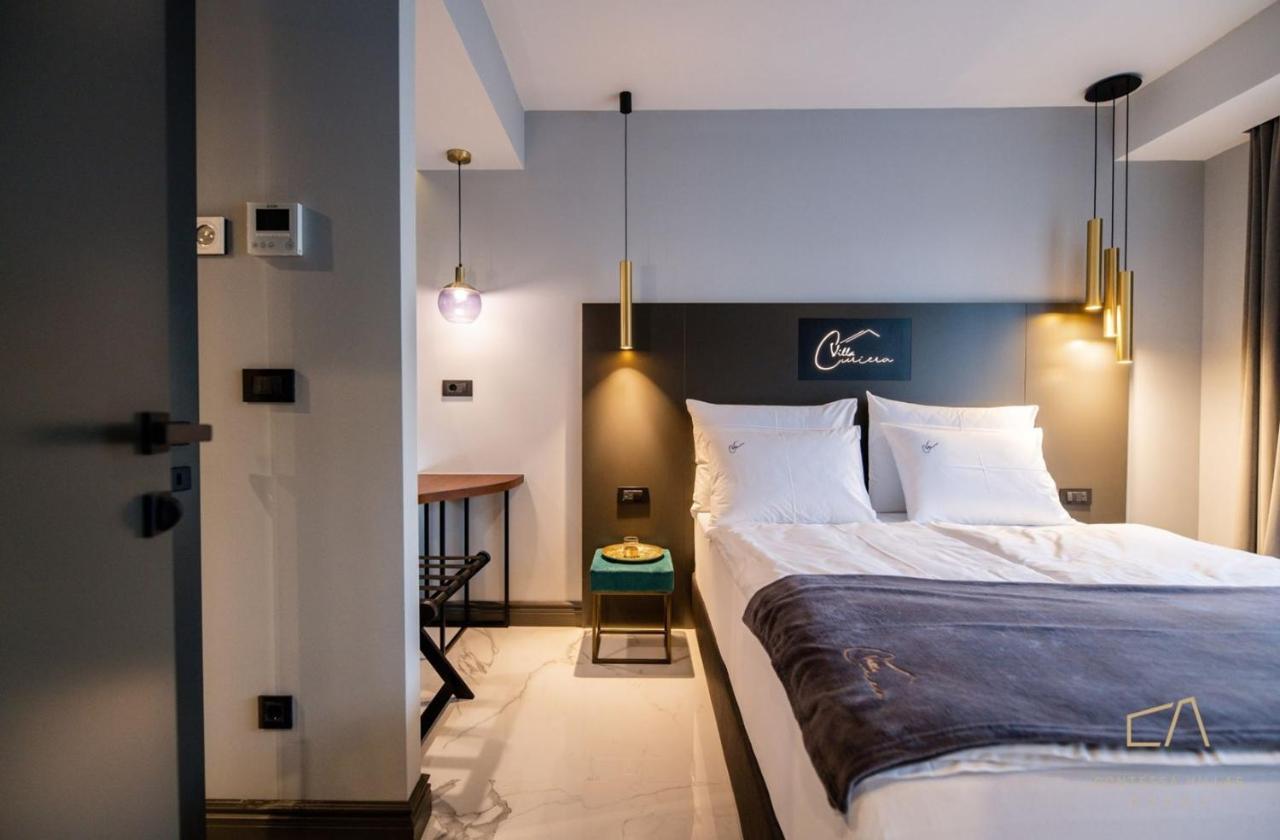 Luxury Apartments In Villa Curiera مالينسكا الغرفة الصورة