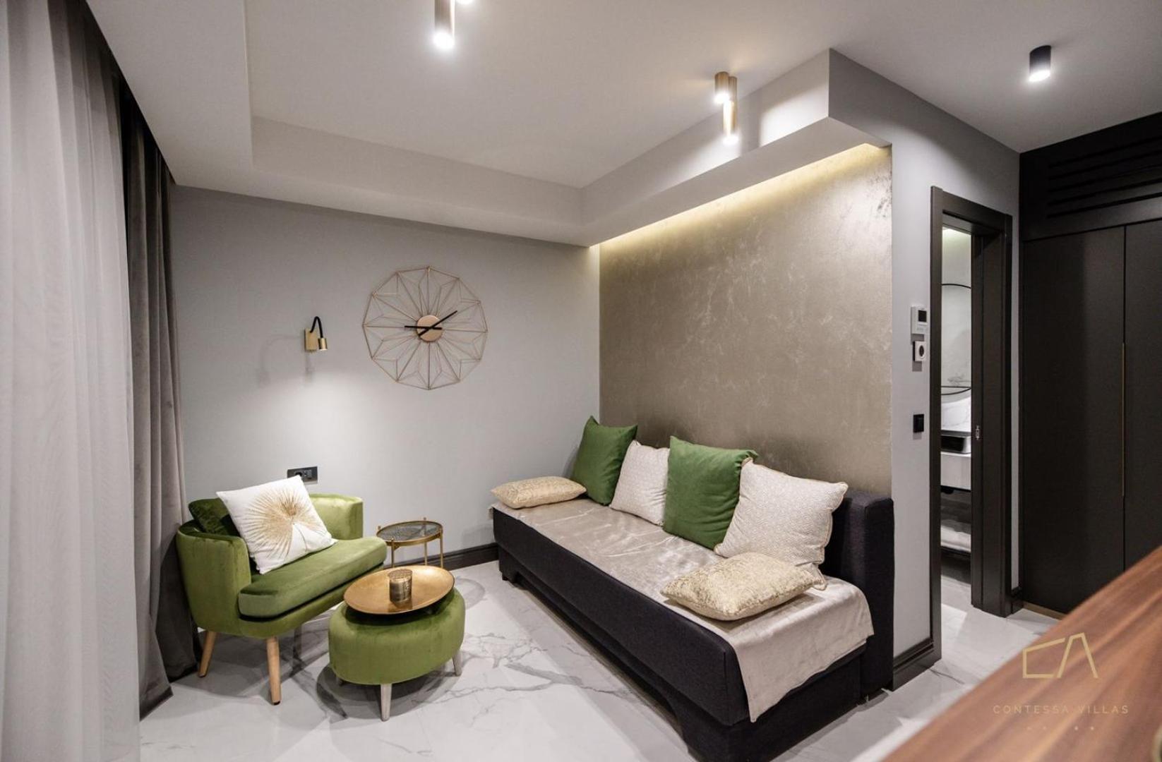 Luxury Apartments In Villa Curiera مالينسكا المظهر الخارجي الصورة