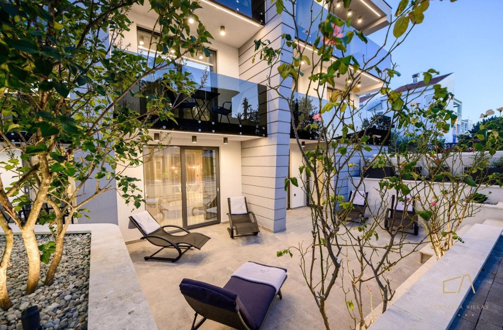 Luxury Apartments In Villa Curiera مالينسكا المظهر الخارجي الصورة